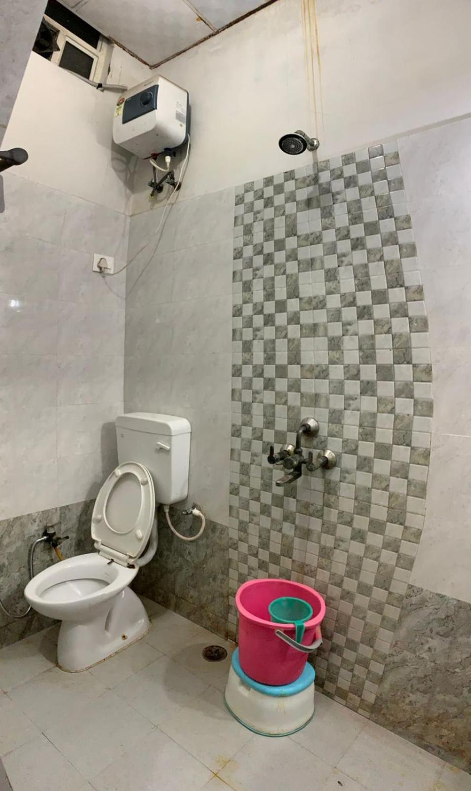 Hotel Indira Palace Vrindāvan Екстериор снимка